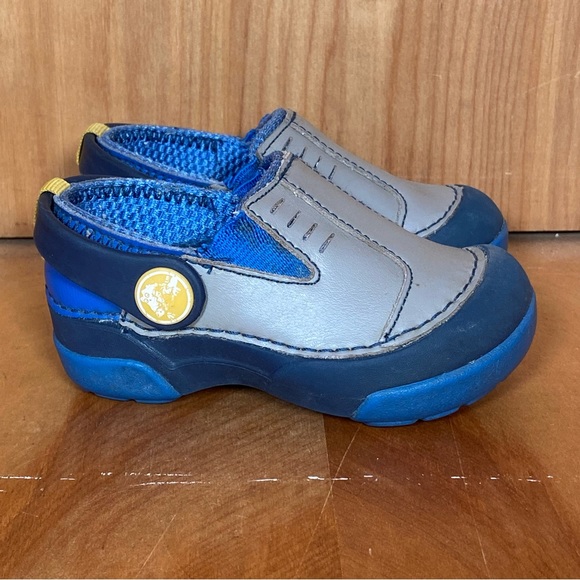 Baby 5 Crocs Sneakers Blue Yellow TSS0165 - Picture 1 of 8